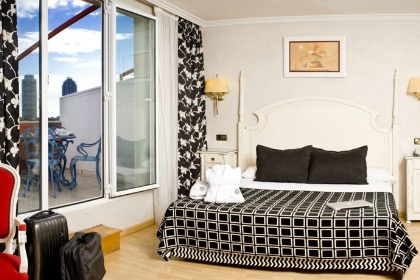 Salles Hotel Pere IV